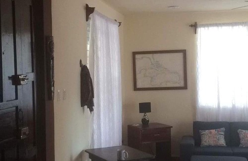 Progreso Municipality Maison | This is a beautiful 2 bedroom house that's been renovated with a lot of space,