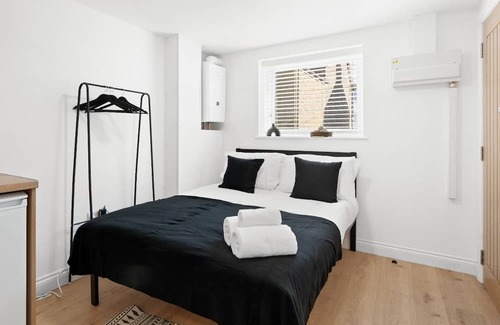 Woodside Appartement | Studio - Norwood Junction - B1