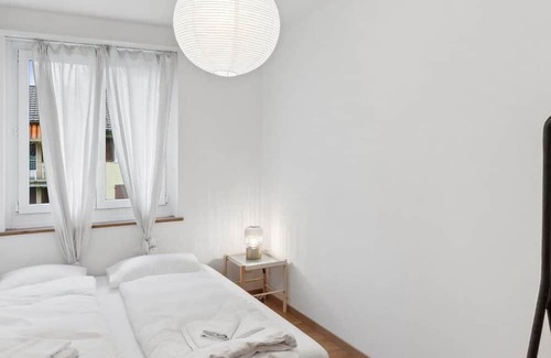 Langstrasse Appartement | Simple & Convenient 2BR in Zürich City