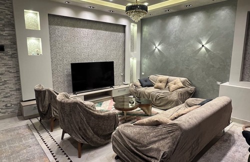 Faisal Maison | Charming 2-bedroom building in Suez Governorate with AC
