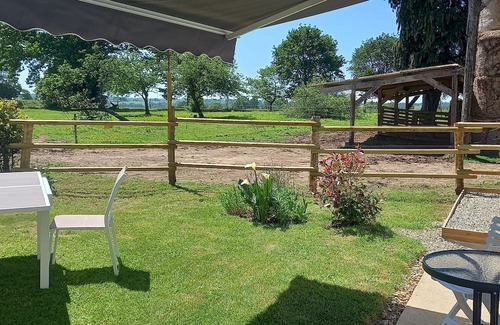 Brehan Maison | Ty Bihânes welcomes you to a peaceful setting in the heart of the countryside, surrounded by donkeys.