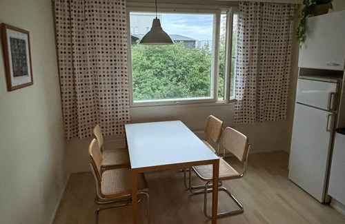 Jyvaskyla Appartement | Spacious apartment with balcony and private parking in the city center.