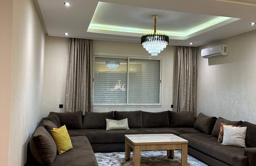Les Amicales Appartement | Chic 2-Bedroom Apartment with High-Speed WiFi – Prime Location in Agadir