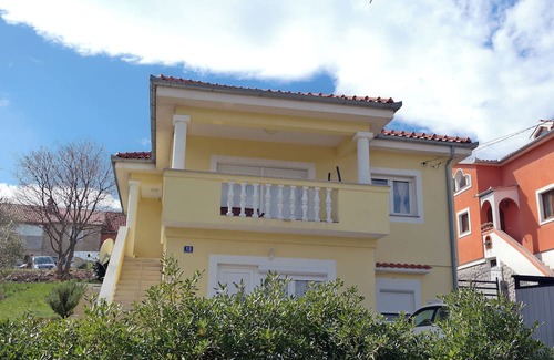 Buzdohanj Appartement | Comfortable apartment for rent, perfect for up to 4 guests