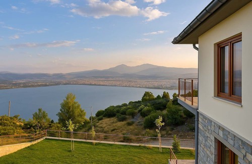 Ligiades Copropriété | Superior Comfort with Lake Views | Arktos Hotel