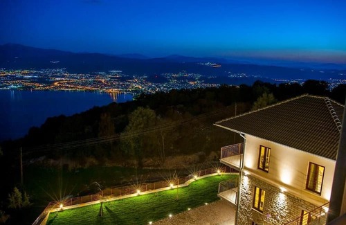 Ligiades Copropriété | Superior Comfort with Lake Views | Arktos Hotel