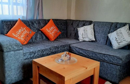 Sagana Maison | 1 bedroom glamorous, cozy stay in Sagana Town,fast Wi-Fi & Secure parking.