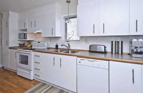 Saint-Jean-de-l'lle-d'Orleans Maison | Charming quiet house in Saint-Jean Ile Orléans