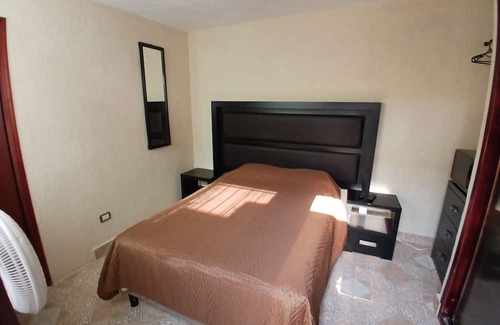Ezequiel Montes Maison | Independent room, 2 persons, near tourist attractions of the area.