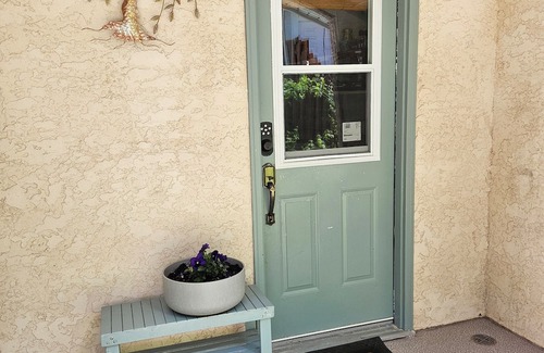 Christina Lake Cabine | Whitehouse Cottage - our treasured piece of paradise!
