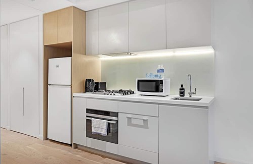 Crows Nest Appartement | Stylish St Leonards Retreat - Central & Convenient