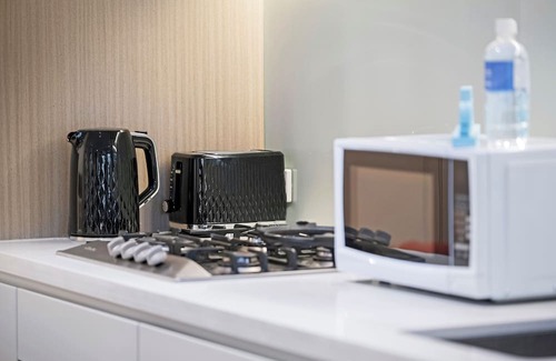 Crows Nest Appartement | Stylish St Leonards Retreat - Central & Convenient