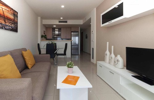 Santa Margarida Appartement | Beachfront apartment in Roses with views