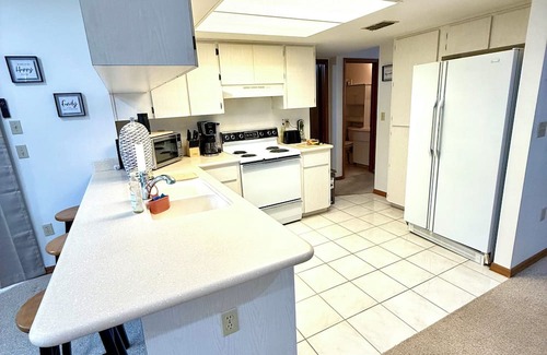 Spring Hill Maison | Charming 3-bedroom house with WiFi and AC in delightful Spring Hill