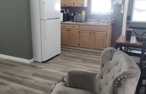 Brooksville Maison | Charming 1-bedroom building in Brooksville with WiFi, AC. Peaceful.
