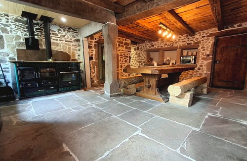 Ternuay-Melay-et-Saint-Hilaire Autre | Gîte, former Comtois farmhouse