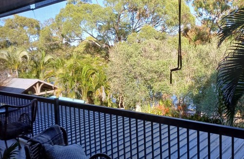 Tannum Sands Appartement | Beautifully appointed Riverside Apartment with views near to river and beach.