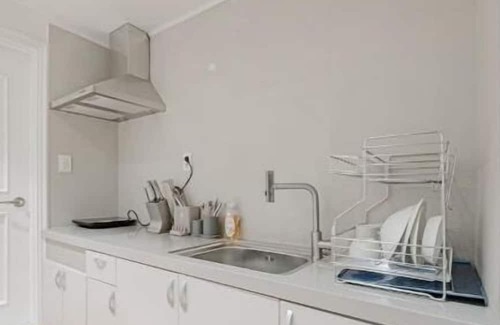 Nonhyeon-dong Appartement | 201 Apgujeong 2nd, Studio 1 Bath Queen Bed