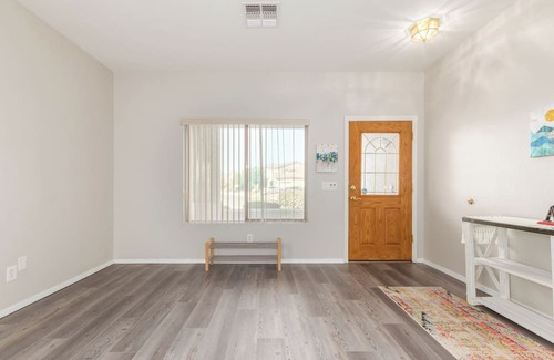 Royal Ranch Maison | Spacious 4 Bedroom Home with Pool / Game room