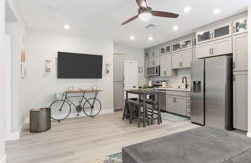 Pleasant Grove Appartement | Charming studio in peaceful Rocklin with WiFi, AC