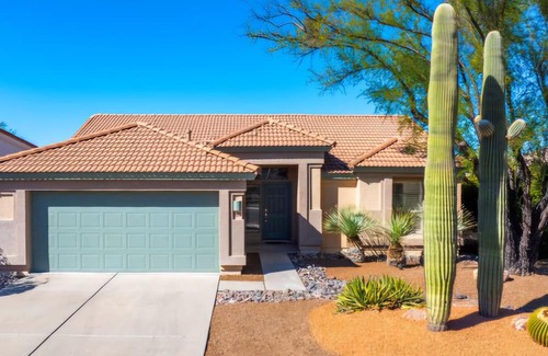 Quail Creek Maison | Resort style in renowned golf community