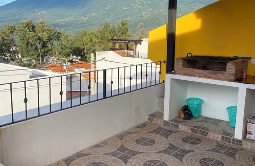 Alotenango Maison | Antigua Gardens nSpacious 4-bedroom house in enchanting Alotenango with WiFi