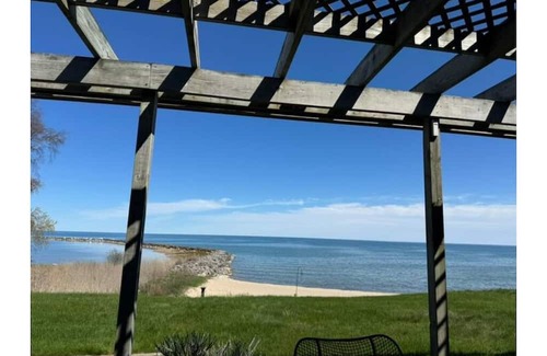 Harrisville Maison | Harbor House Lake Front Home