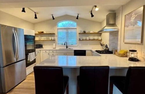 Harrisville Maison | Harbor House Lake Front Home