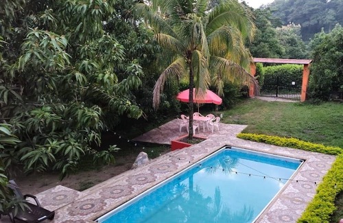 Villeta Cabine | La Ponderosa, a cabin in Villeta, Colombia. a private pool for corporate retreat
