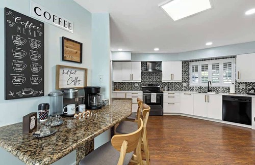 Pompano Isles Maison | Adorable Villa with water front in Pompano