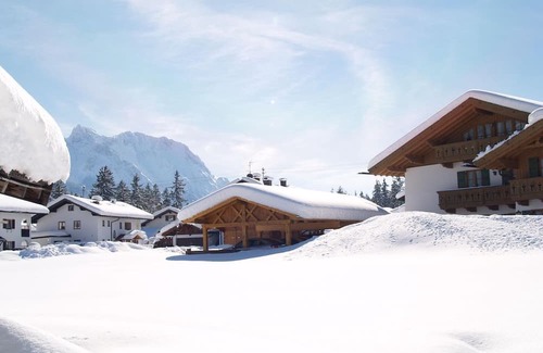 Kruen Appartement | Krottenkopf apartment "No. 1"/1 bedroom/shower, WC - Alpenparadies, guest house