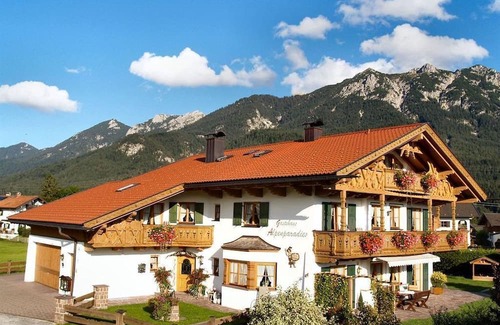 Kruen Appartement | Krottenkopf apartment "No. 1"/1 bedroom/shower, WC - Alpenparadies, guest house