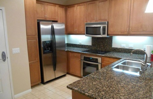 Carmel Valley Copropriété | Luxury condo w A/C, W/D in Premier Shopping in Del Mar/Carmel Valley - San Diego
