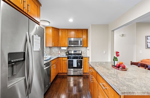 Renton Maison | Spacious 4-bedroom house with WiFi in peaceful Renton