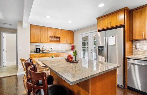 Renton Maison | Spacious 4-bedroom house with WiFi in peaceful Renton