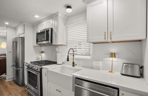 Lutherville Timonium Maison | Inviting Escape Bursting w/Elegance & Style