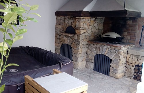 Sainte-Anastasie-sur-Issole Appartement | Studio Magnolia Provence Alpes Côte d'Azur