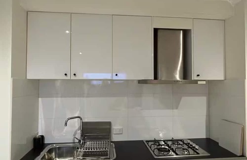 Highton Maison | Granny With Great View