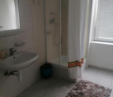Komlo Hôtel | Béke Szálló