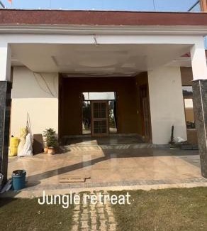 Ghaziabad Station Balnéaire | The Jungle Retreat