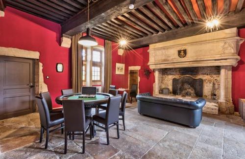 Cuisery Appartement | Villa Elise open for 15 guests beautiful