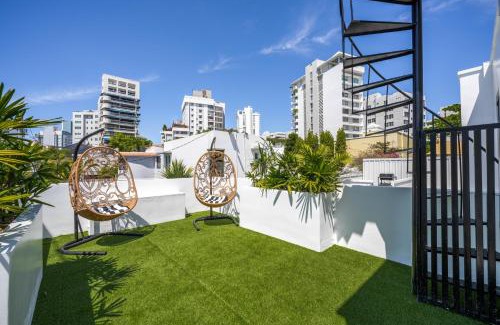 Condado Maison | Lux 6BR Getaway - Condado Pool BBQ Generator Beach 9min Walk