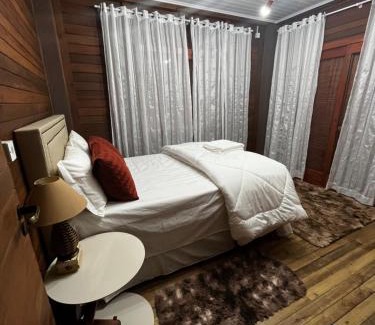 Jacinto Machado Cabine | Chapahalls