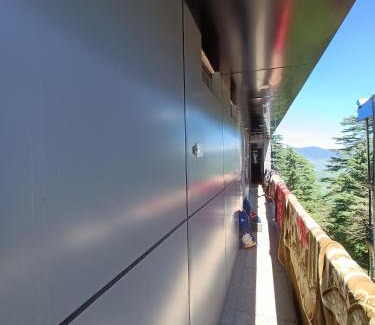 Dhanaulti Maison | Midway Resturant and Guest house, Dhanaulti
