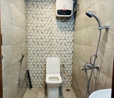 Hyderabad Appartement | Luxurious 2BHK Near U S Consulate