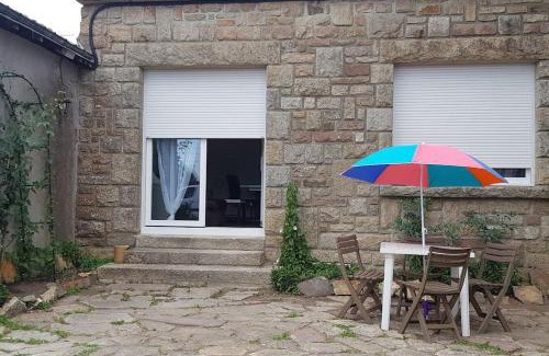 Hennebont Appartement | Appartement T2 indépendant à 20 min des plages