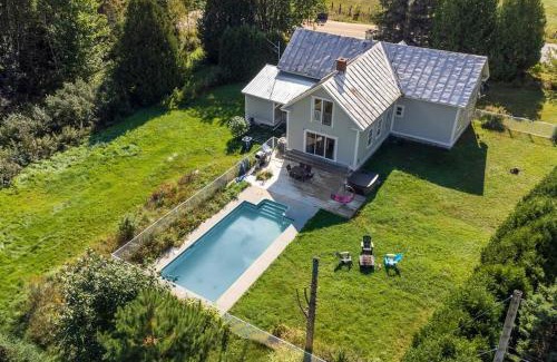 Sainte-Marcelline-de-Kildare Chalet De Ski | Piscine Lac des Français Chalet Menoua