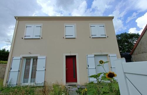 Maurepas Maison | Pavilion