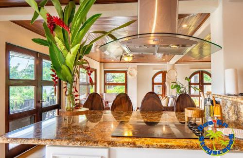 Punta Leona Appartement | New! Welcome to casa Jaguar modern beach front home
