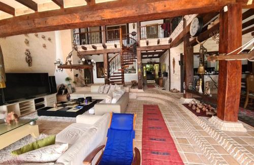 Calima Maison | Cartuja Holguín - Chalet Casa Finca Lago Calima